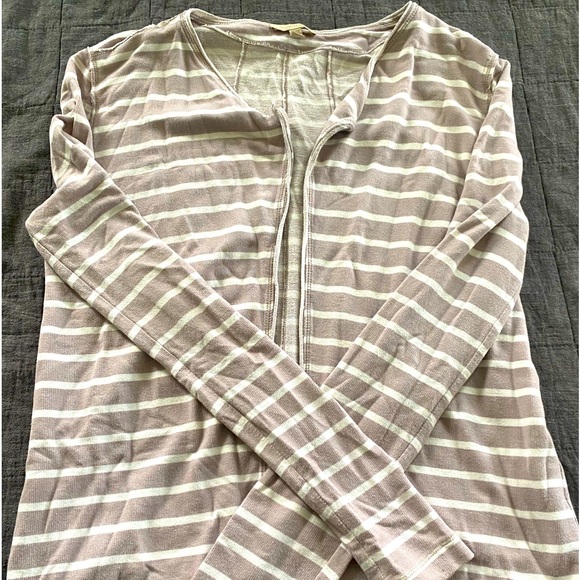 5112112 Bordeaux Striped Button Cardigan